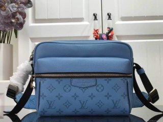 LV M30242 Louis Vuitton Outdoor Messenger Taiga Leather Blue