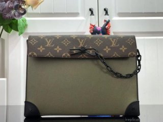 LV M30583 Louis Vuitton Pochette Voyage Steamer Bag Green