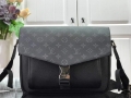 LV M30746 Louis Vuitton M30745 New Messenger Bag Black