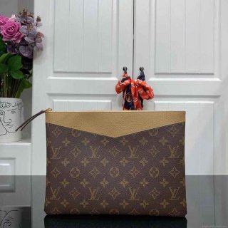 LV M64591 Louis Vuitton Daily Pouch Monogram Canvas Bag M62942 Brown