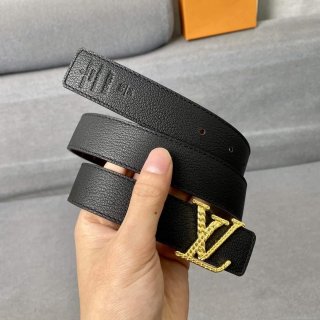 LV Women’s Belts Collection Louis Vuitton Initials 30MM Belt Monogram 19002