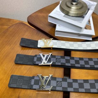 LV Women’s Men’s Belts Collection Louis Vuitton Initials 40MM Belt 19089