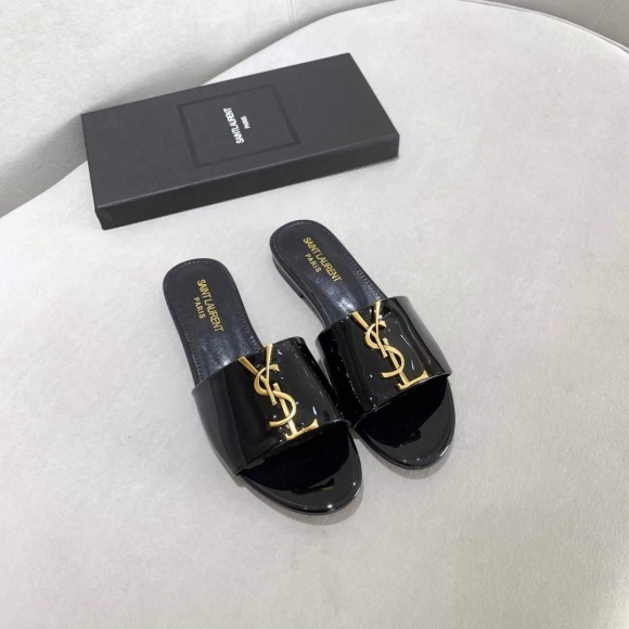 Yves Saint Laurent Flat Sandals Leather With Monogram Black 30160