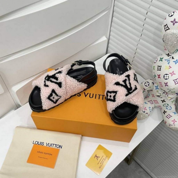 Louis Vuitton Sandals LV Slippers Shoes Women L99111