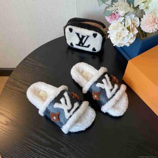 Louis Vuitton Sandals LV Slippers Shoes Women L99123