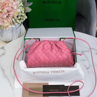 BV 585852 Bottega Veneta Mini Pouch intrecciato leather clutch with strap Pink