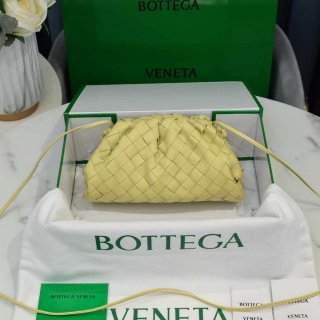 BV 585852 Bottega Veneta Mini Pouch intrecciato leather clutch with strap Light Yellow