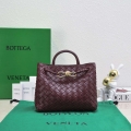 Bottega Veneta BV 743568 Small Andiamo Wine Red