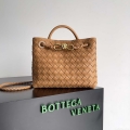 Bottega Veneta BV 743568 Small Andiamo Ligth Brown