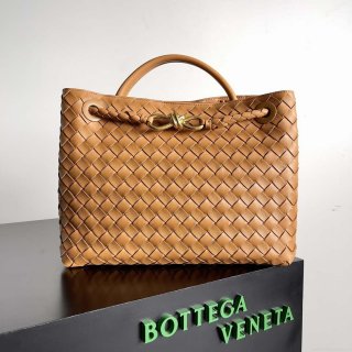 Bottega Veneta BV 743572 Medium Andiamo Tan