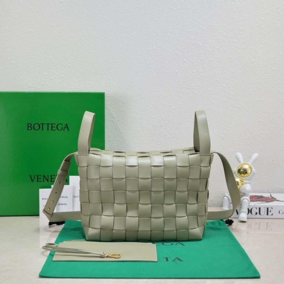 Bottega Veneta BV 7466 Bowling bag Ligth Green