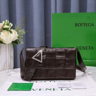 Bottega Veneta BV 578004 Cassette Cross-body bag soft lambskin leather BV89910