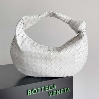 Bottega Veneta BV 600263 Medium Jodie Bag White