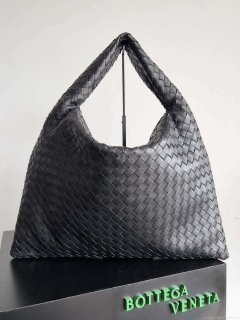 Bottega Veneta BV 763970 Large Hop Fondant Bag Black