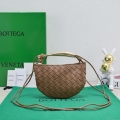 Bottega Veneta BV 744267 Mini Sardine Cross-body bag realised with Intrecciato Dark Brown