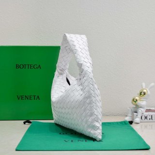 Bottega Veneta BV 763966 Small Hop oyster Bag White