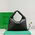 Bottega Veneta BV 763966 Small Hop oyster Bag Brown