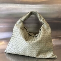 Bottega Veneta BV 763970 Large Hop Fondant Bag Green grass