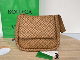 Bottega Veneta BV 709418 Small Cobble Shoulder Bag Tan