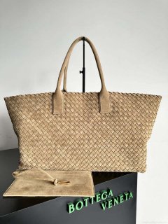 Bottega Veneta BV 608811 Large Cabat Bag Bv0014