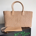 Bottega Veneta BV 608811 Large Cabat Bag Bv0017