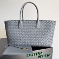 Bottega Veneta BV 608811 Large Cabat Bag Bv0018