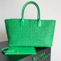 Bottega Veneta BV 608811 Large Cabat Bag Bv0019