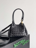 Bottega Veneta BV 796569VCPPT8060 Small Andiamo Parachute Black