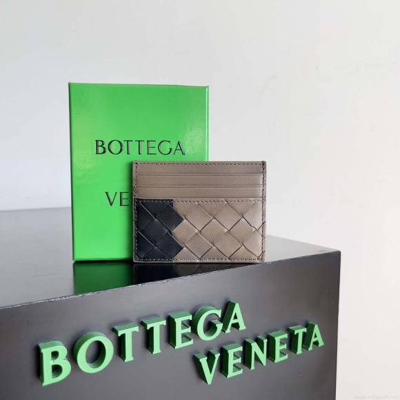 Bottega Veneta BV 743209 Intrecciato Credit Card Case bv70011