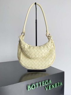 Bottega Veneta BV 776764 Small Gemelli Light Yellow