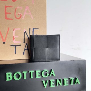 Bottega Veneta BV 740261 Bi-Fold Wallet With Coin Purse BV70081