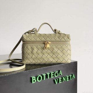 Bottega Veneta BV 789109V3IV16414 Bang Bang Vanity Case Lemon Yellow