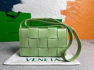 Bottega Veneta BV 578004 Cassette Cross-body Bag 58890 Light Green