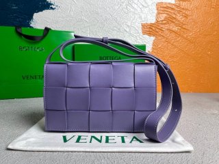 Bottega Veneta BV 578004 Cassette Cross-body Bag 58890 Purple