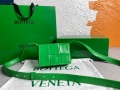 Bottega Veneta BV 666688 Cassette Shoulder Bag 33993 Green