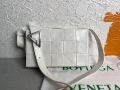 Bottega Veneta BV 667298 Cassette Cross-body Bag 33993 White