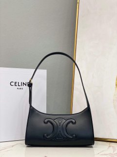 Celine 198153 Shoulder Bag Cuir Triomphe in Smooth Calfskin Black