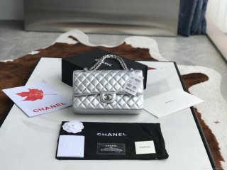 Chanel A01112 Flap Handbag Classic Bag Lambskin Silver