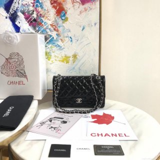 Chanel A01112 Flap Handbag Classic Bag Patent leather Lambskin Black Silvery