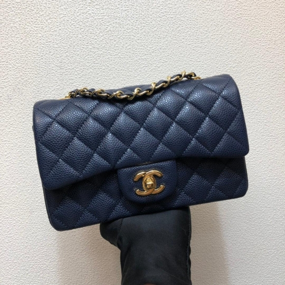 Chanel A69900 Mini Flap Bag Grained Calfskin Navy Blue Gold