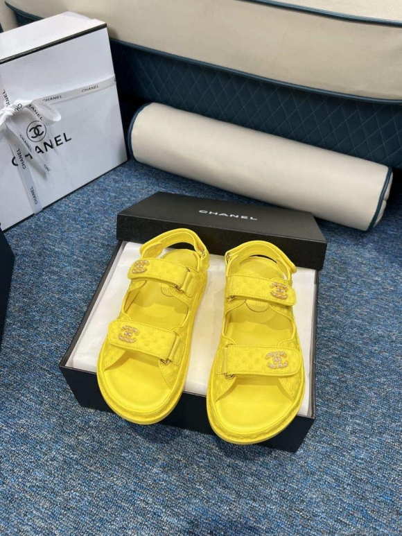 Chanel Women’s fashion Knitwear Sandals G35932 Yellow