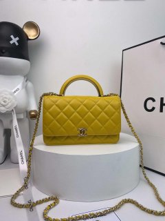 Chanel AP2844 Wallet on chain Lambskin bag with top handle Light gold Yellow