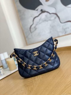 Chanel AS3562 Hobo Handbag Lambskin Navy blue