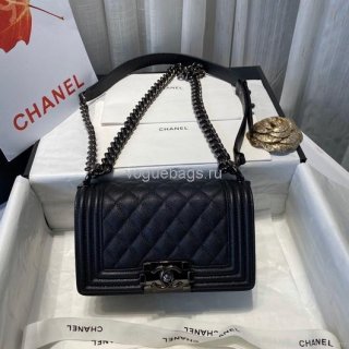 Chanel A67086 Boy Bag Chanel Flap Shoulder bag Black Calfskin Black