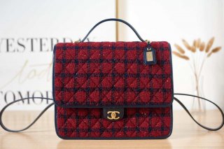 Chanel AS3662 LARGE BACKPACK Wool Tweed & Gold-Tone Metal Wine Red