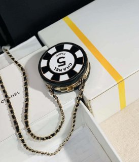 Chanel Ap3704 Clutch With Chain Lambskin Enamel & Gold-Tone Metal Black & White