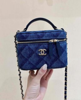 Chanel AP2718 Small Vanity With Chain Denim Blue