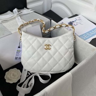 Chanel AS3562 Ssmall Hobo Handbag Lambskin White