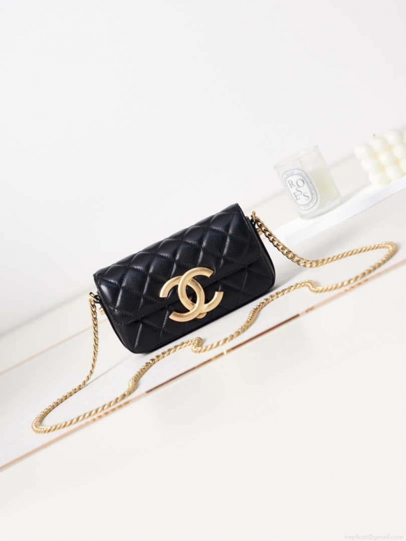 Chanel AP3207 Phone Holder With Chain shiny Lambskin & Gold-Tone Metal black