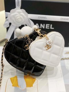 Chanel AS3295 Heart Clutch with Chain Lambskin Gold-Tone Metal Black and White